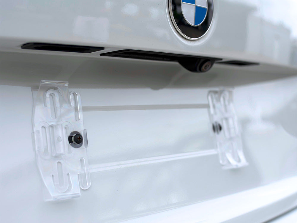 Plexiclick V2 transparent registreringsskylthållare 110 mm